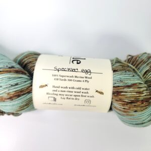 Ash & Bumble Merino Fingering in Speckled Egg - Image 2