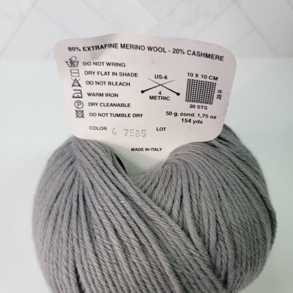 Image of Karabella Yarns Margrite in 4 Grey
