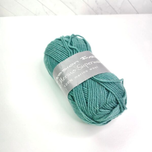 Image of Mission Falls 136 Merino Superwash in 27 Teal