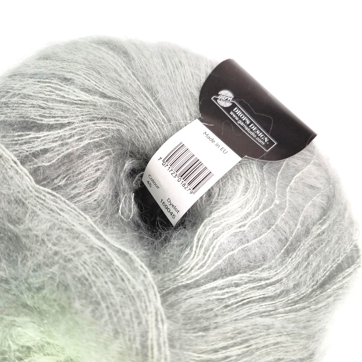 Garnstudio DROPS Kid-Silk in 45 Soft Mint - Image 2