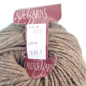 Cascade Yarns 220 Superwash in 862 Walnut Heather - Image 2