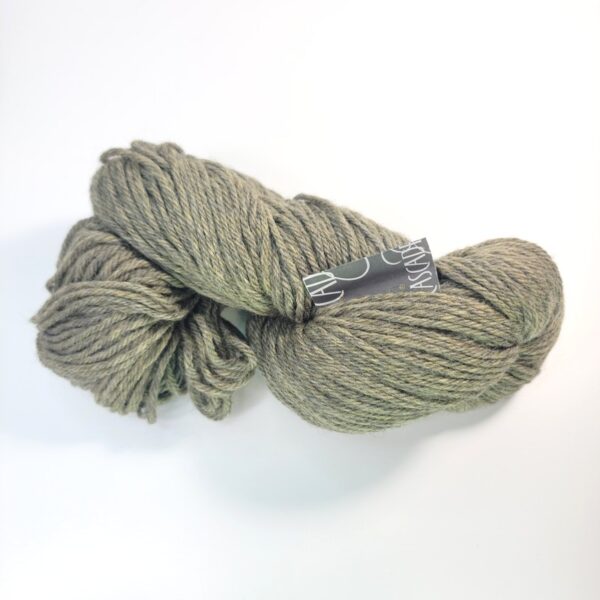 Image of Cascade Yarns Cascade 220 in 4011 Sparrow