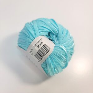 Katia Pinta in 51 Blue - Image 2