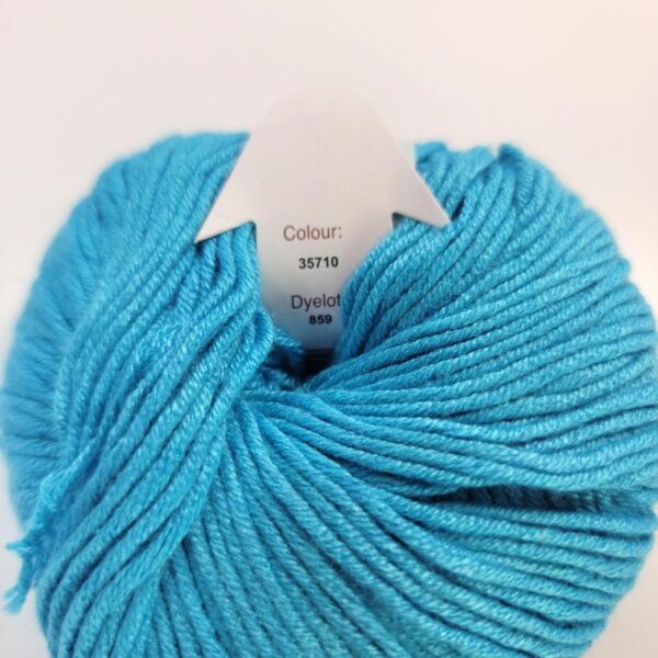 Image of Debbie Bliss Prima in 35710 Bright Blue