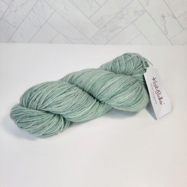 Image of Knit Picks Stroll Effects/Fingering in 27067 Eucalyptus