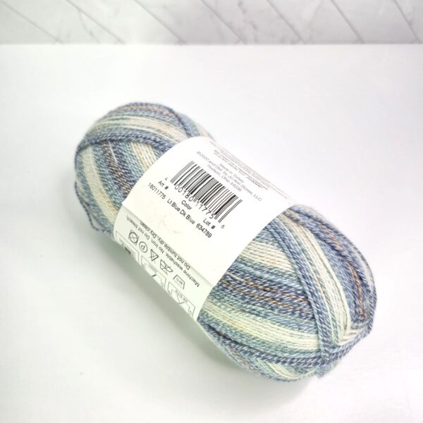 Image of Big Twist Graphic in Lt Blue Dk Blue