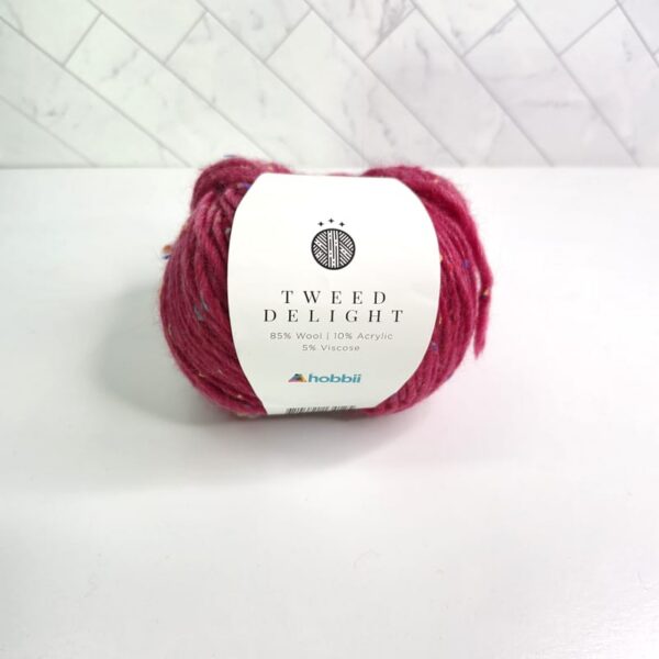 Image of Hobbii Tweed Delight in 11 Dark Raspberry