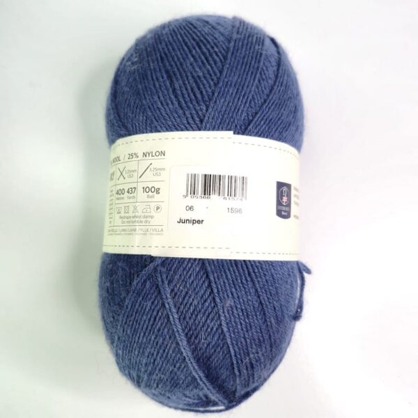 Image of West Yorkshire Spinners Signature 4 PLY Solids in 157 Juniper