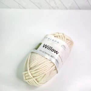 Zealana Willow Chunky in W1 Off White - Image 1