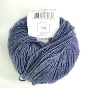 Cascade Yarns 220 Superwash® in 904 Colonial Blue Heather - Image 2
