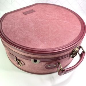 Della Q Makers Hat Box in Maroon - Image 1