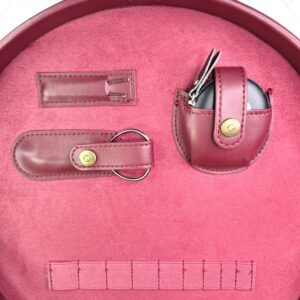 Della Q Makers Hat Box in Maroon - Image 6