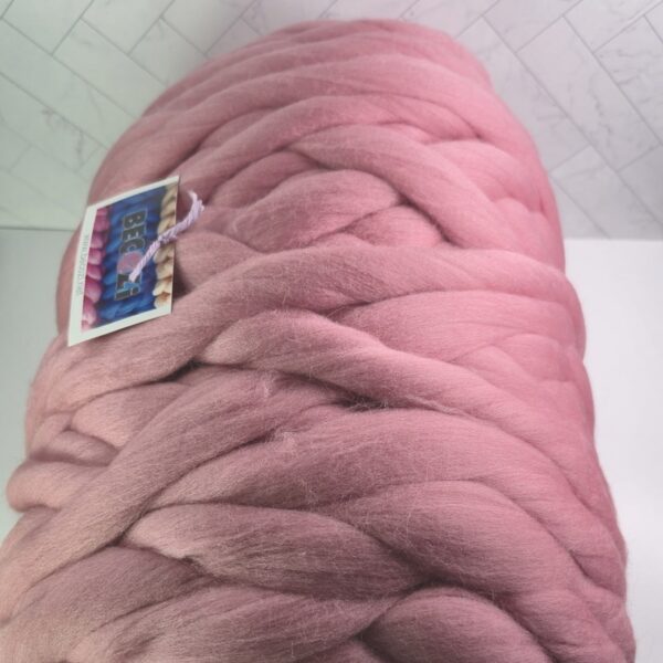 Image of BeCozi Merino Wool Fiber in Pink