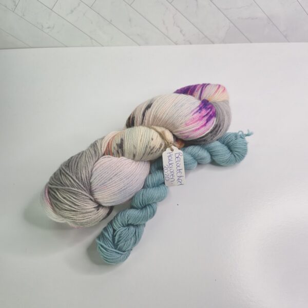Image of Crystalskye's Hand Dyed Ragdoll Fingering w/ Mini in Bewitched Halloween 2020