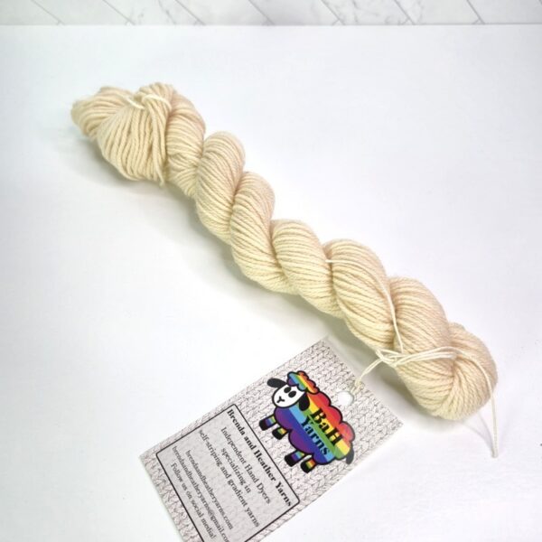 Image of Brenda And Heather Yarns TargHeel Mini in Soft Tan